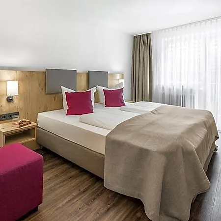 Hotell & Restaurant Lamm 3*