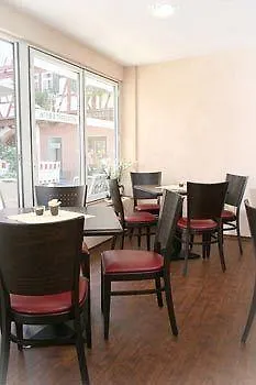 Отель & Restaurant Lamm Мосбах