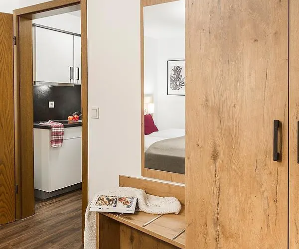 Отель & Restaurant Lamm Мосбах