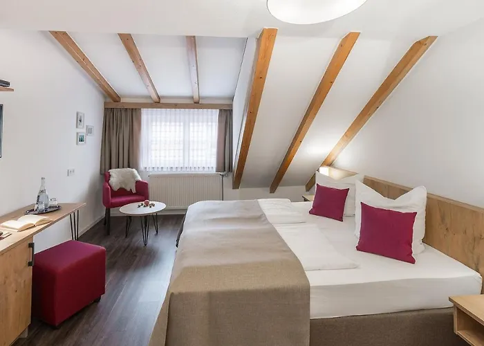 & Restaurant Lamm 3* Mosbach (Neckar-Odenwald)